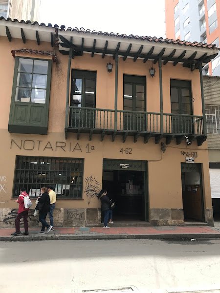 Fachada de la Notaría 1 de Bogotá