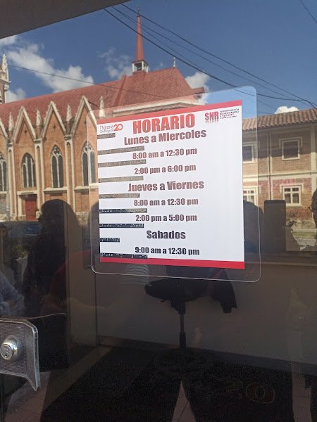 Fachada de la Notaría 20 de Bogotá