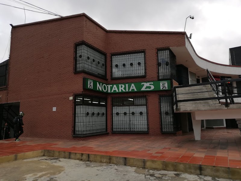 Fachada de la Notaría 25 de Bogotá