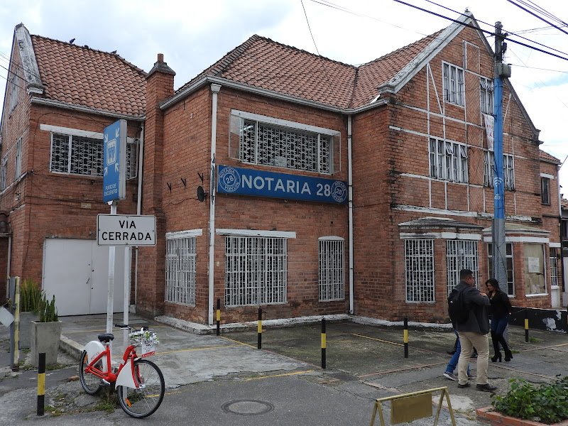 Fachada de la Notaría 28 de Bogotá