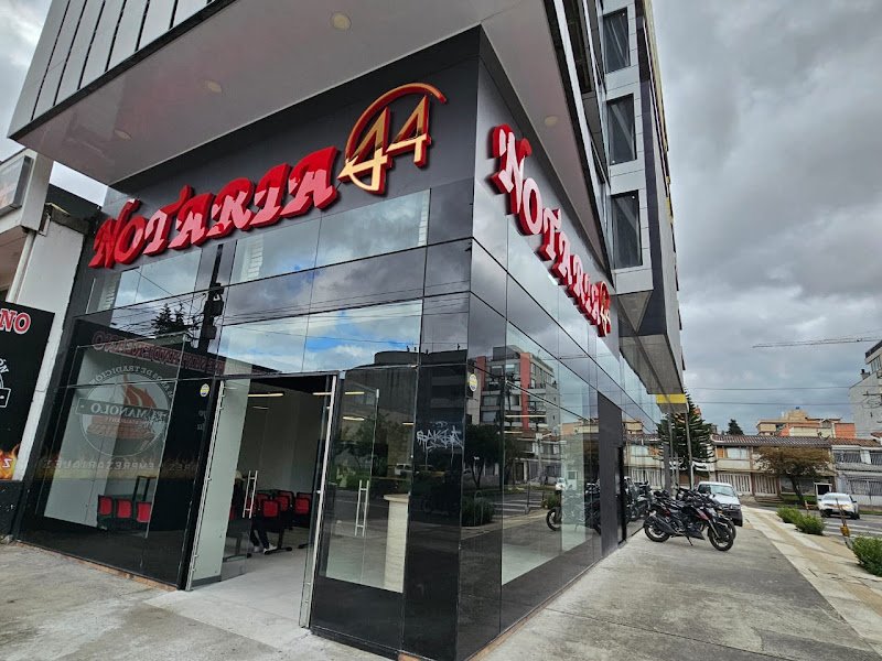 Fachada de la Notaría 44 de Bogotá