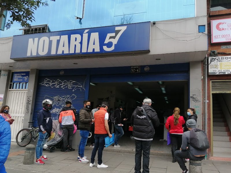 Fachada de la Notaría 57 de Bogotá