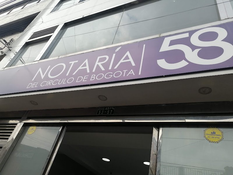 Fachada de la Notaría 58 de Bogotá