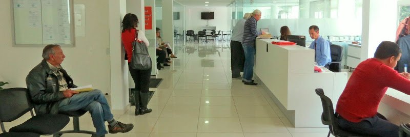 Fachada de la Notaría 8 de Bogotá
